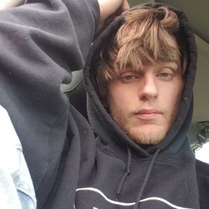 Meet your Posher, Garret